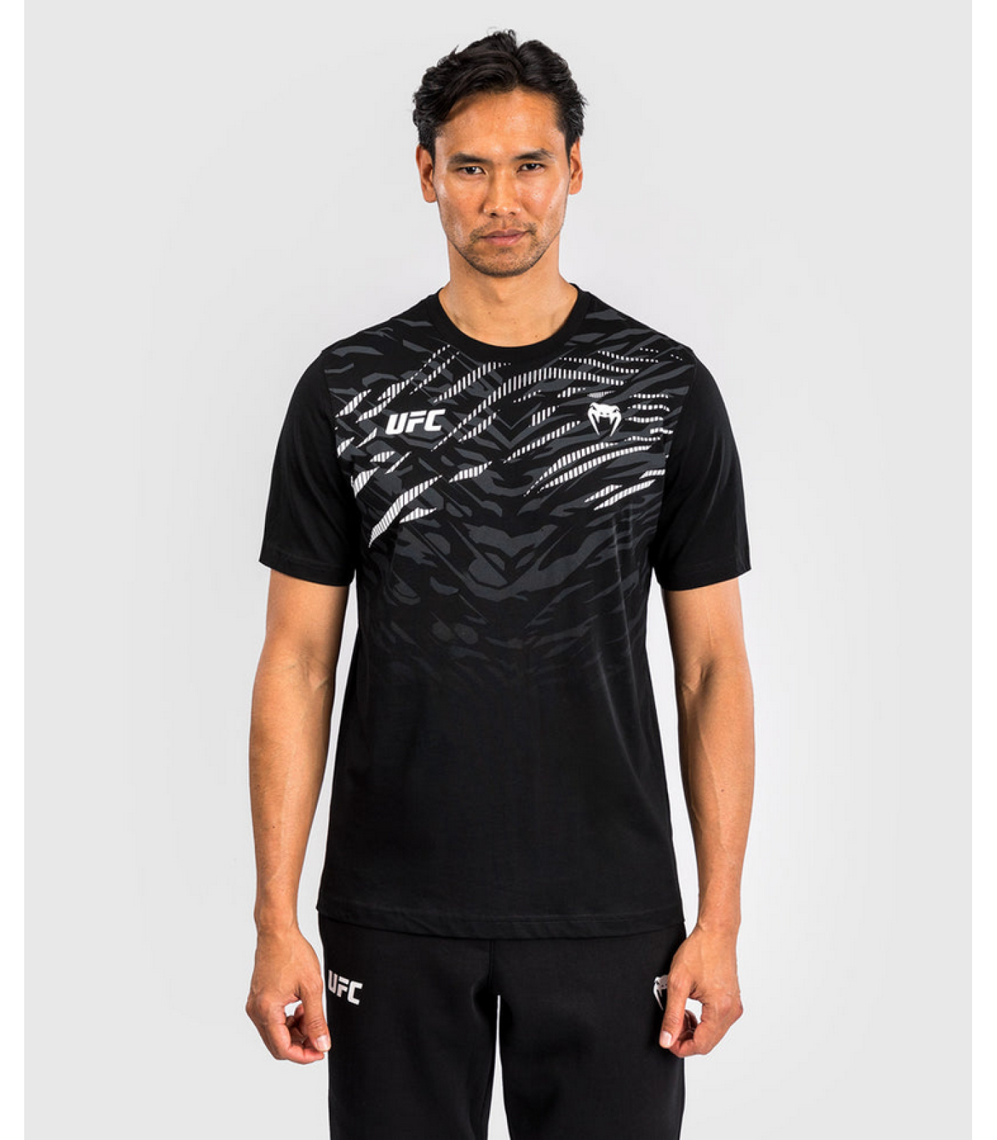 Тениска - UFC Fusion by Venum Men’s Replica Short Sleeve T-Shirt - Black ​
